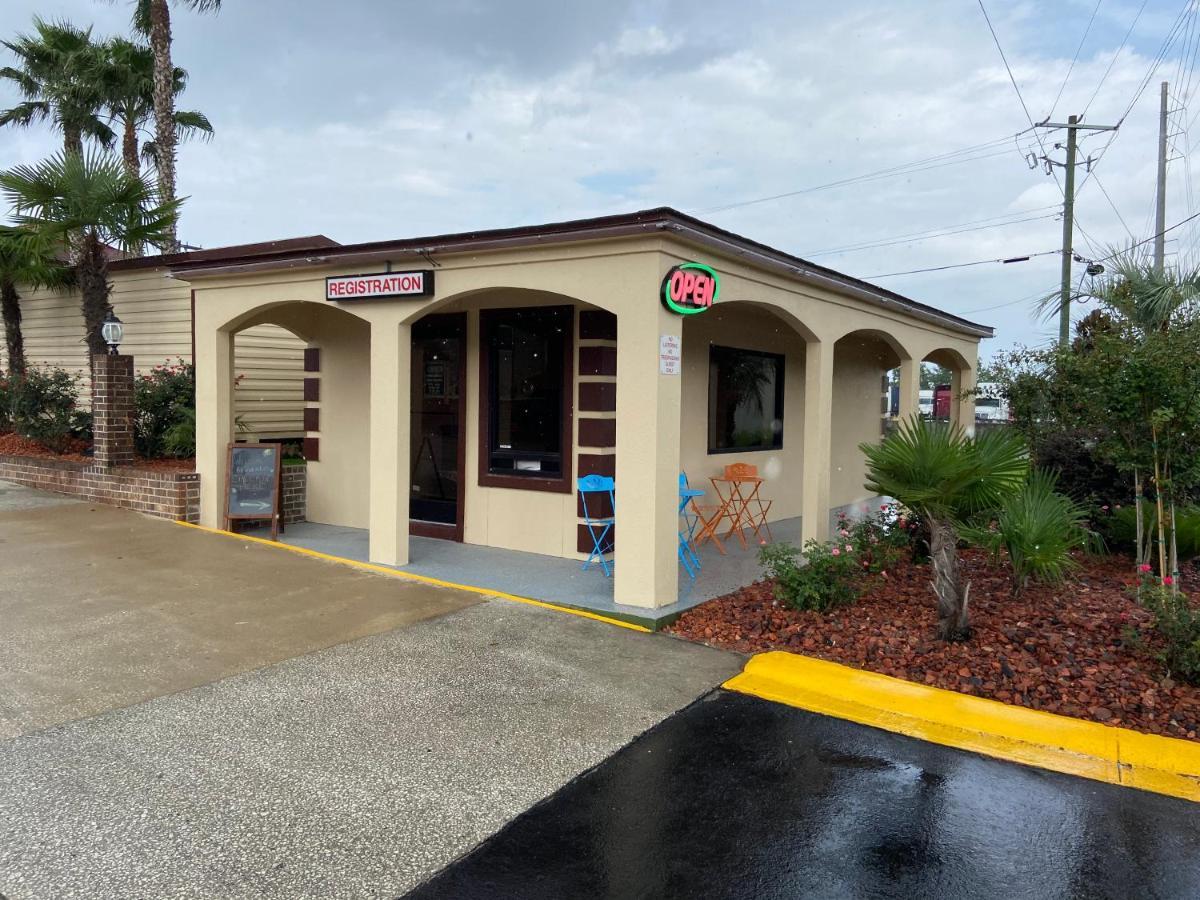 Savannah Inn And Suites Savannah Port Area Port Wentworth Exterior foto